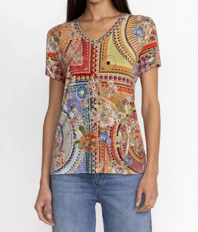 Janie Favorite Short Sleeve V Knit In Mosaic Print