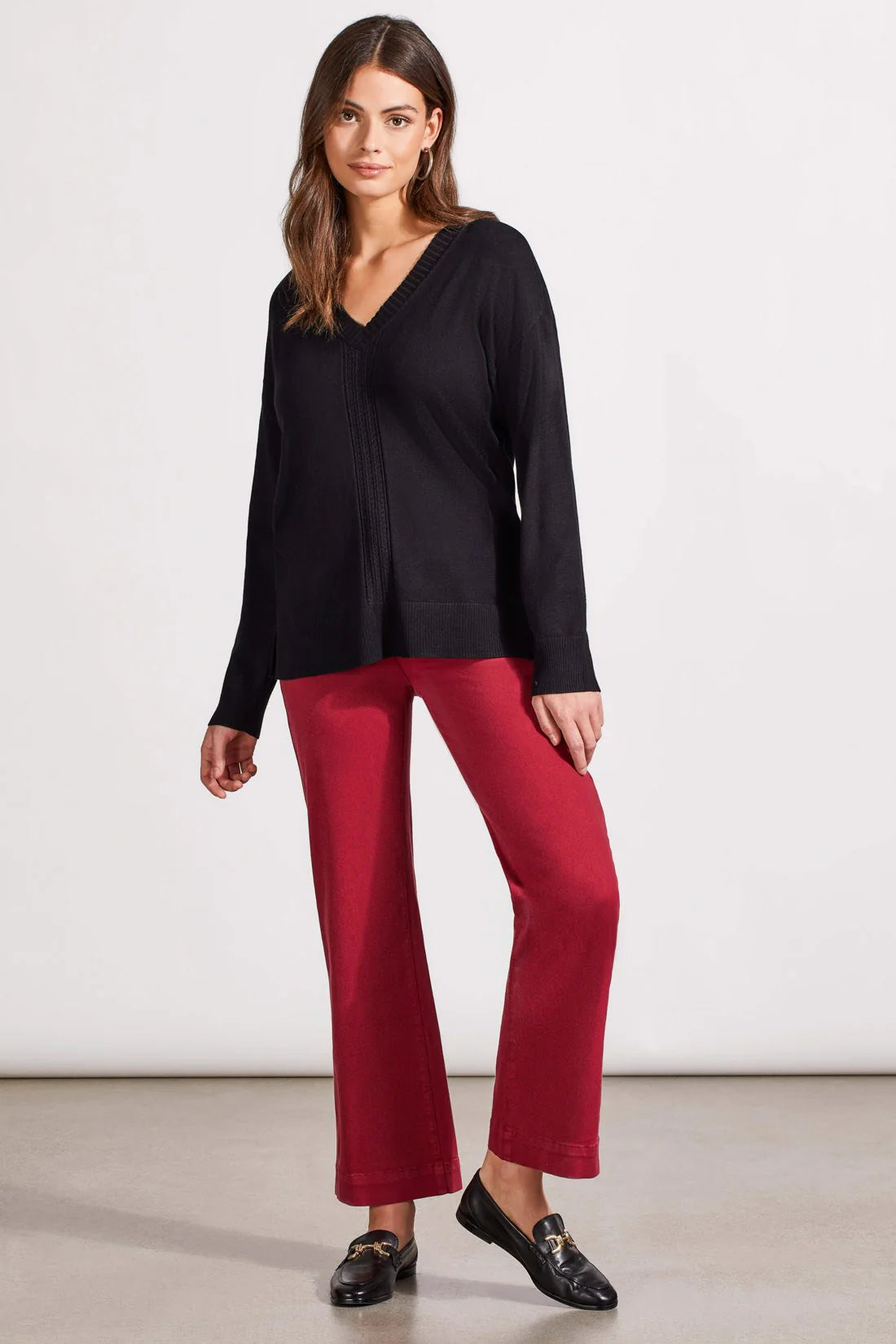 Tri 1924O V-Neck Sweater With Cable Knit Details